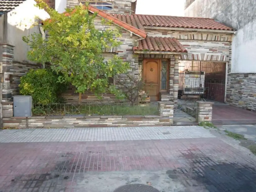 CASA EN VENTA EL SALVADOR AL 400 VILLA DOMINICO