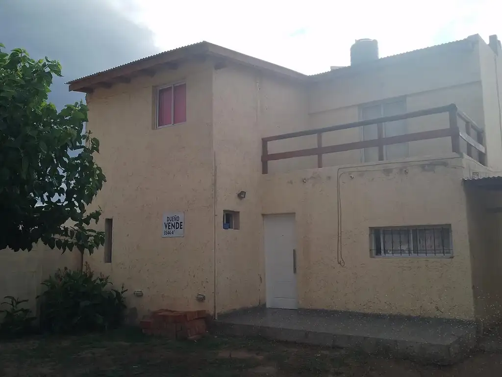 Casa en venta - 2 Dormitorios 1 Baño - 330Mts2 - Córdoba