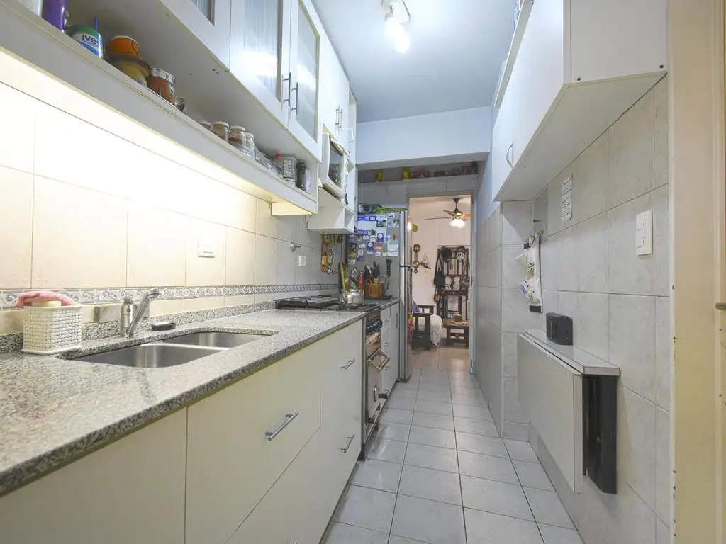 Venta en block dos departamentos de 4 ambientes cocinas y lavaderos independientes Villa Real