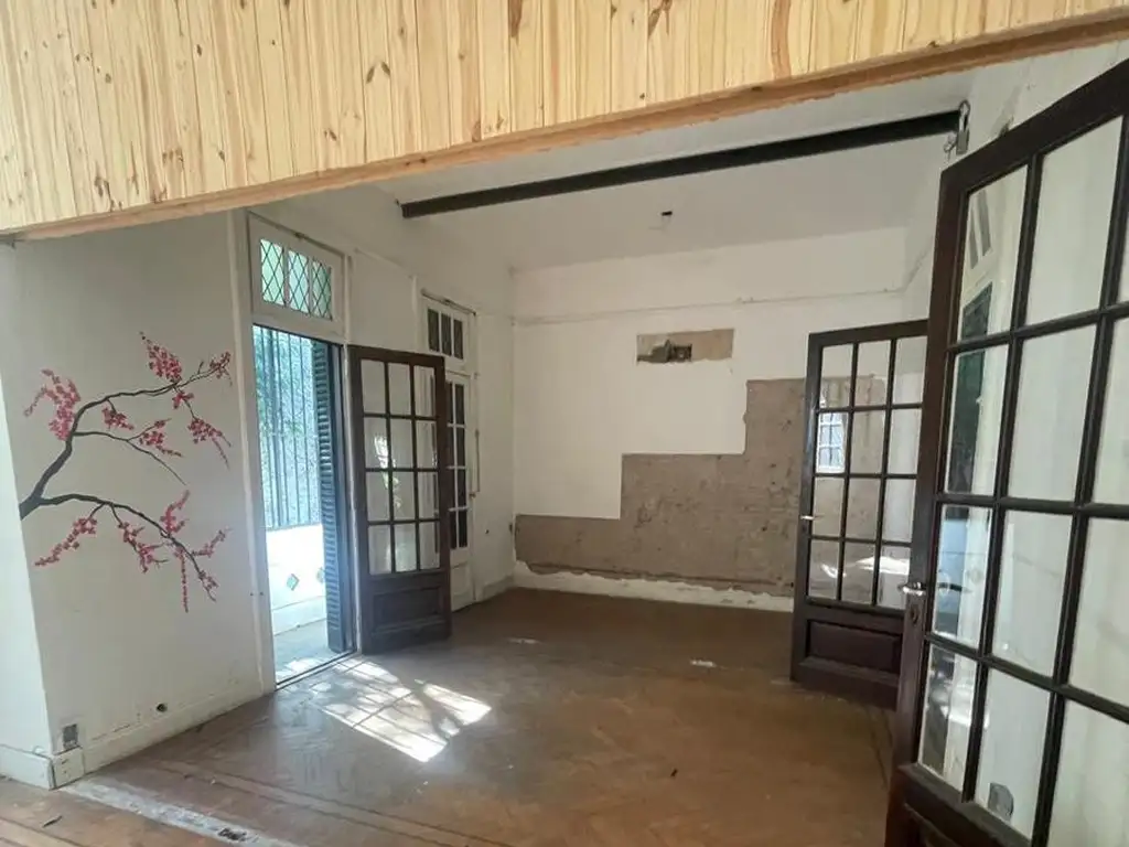 Casa en lote propio, zona inmejorable y polo gastronómico