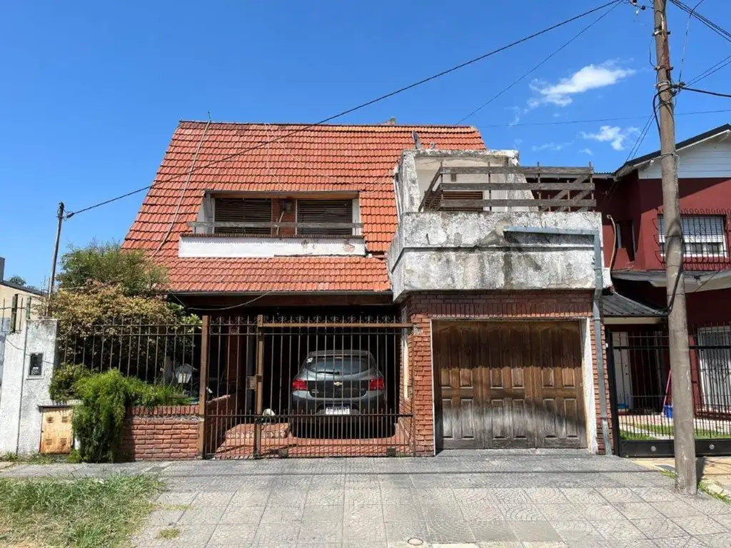 Oportunidad chalet en Castelar