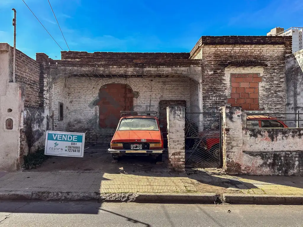 A RECICLAR  A 1/2 CUADRA DE LA CANCHA DE BELGRANO