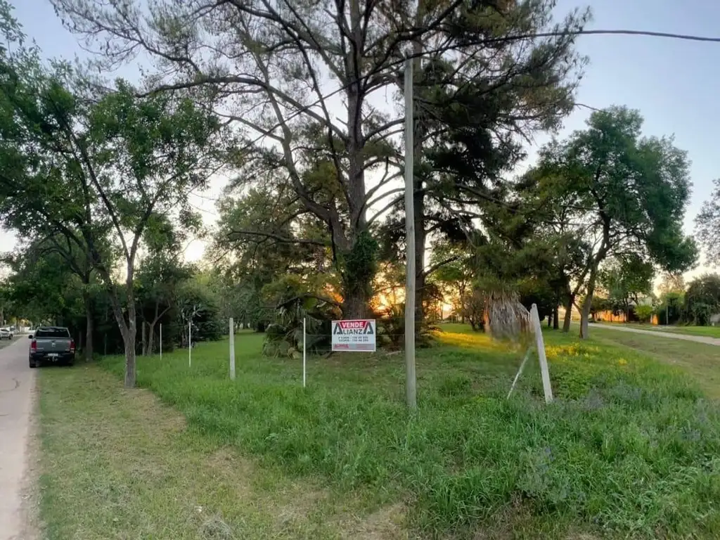 Terreno en Barrio Anahi