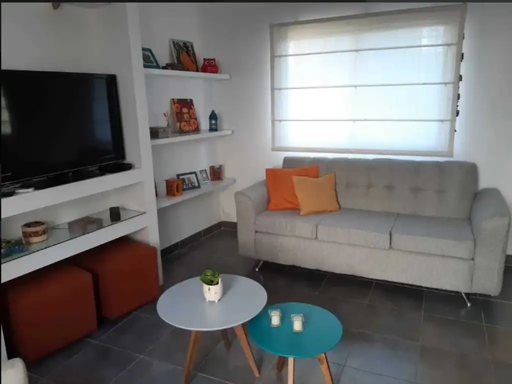 CASA PH DE 3 AMBIENTES EN CASTELAR NORTE (2764)