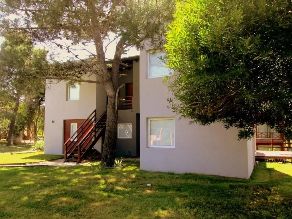 Hermosas casitas 2 Amb en medio de arboleda