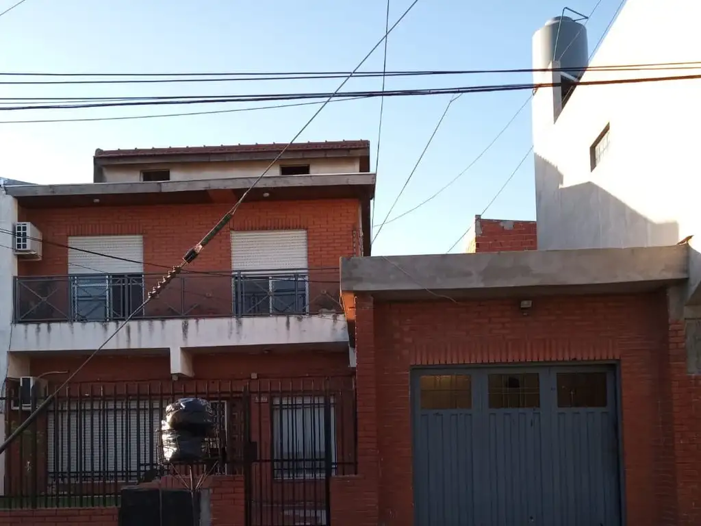 VENTA CASA MULTIFAMILIAR VILLA BALLESTER