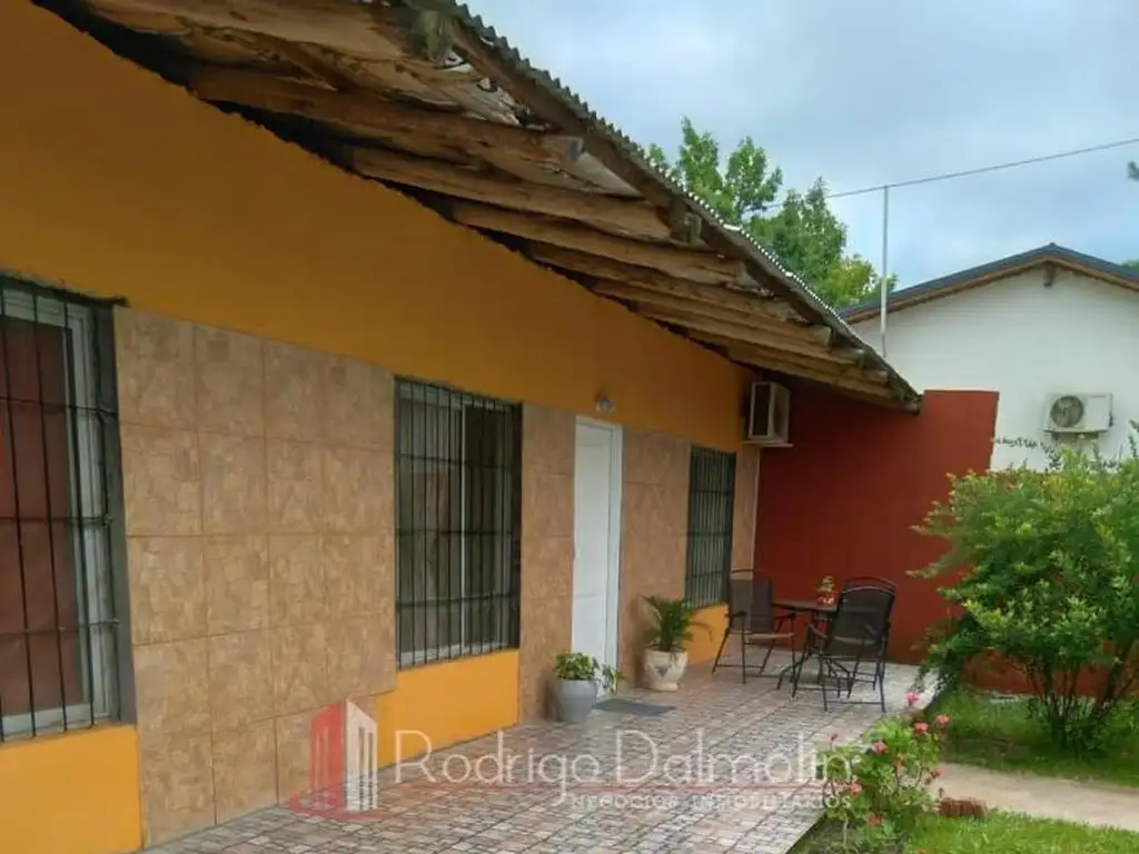 Casa sobre Av. Mons Rosch casi Boulevard Ayui.