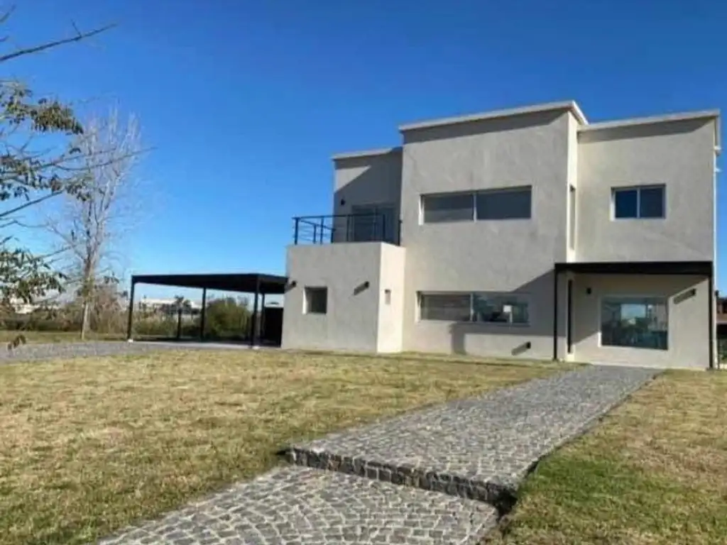 Casa a la Laguna en Islas