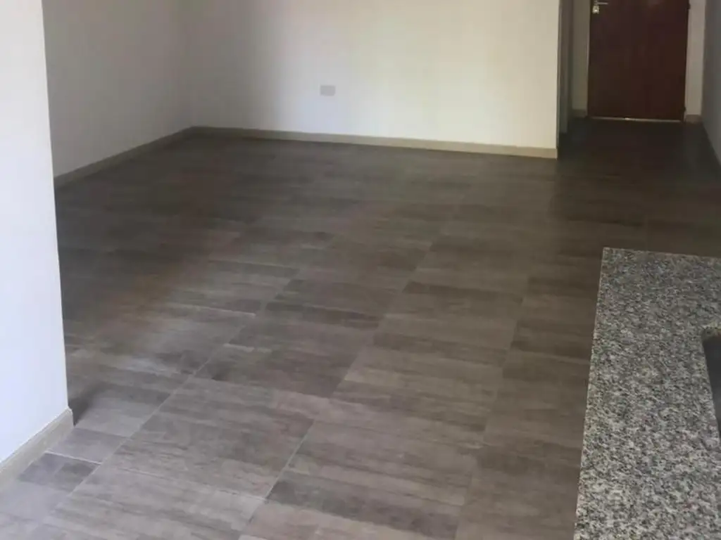 Venta Departamento de 2 ambientes en Sarandi