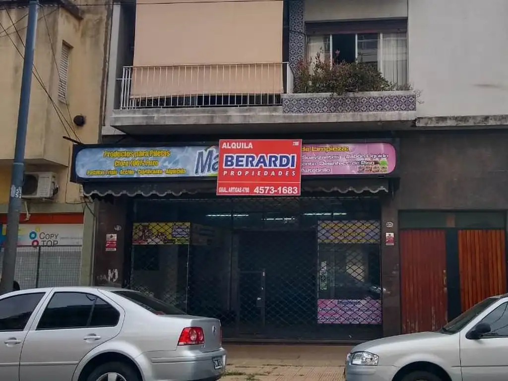 Local Comercial de 100 m2- Artigas al 5200