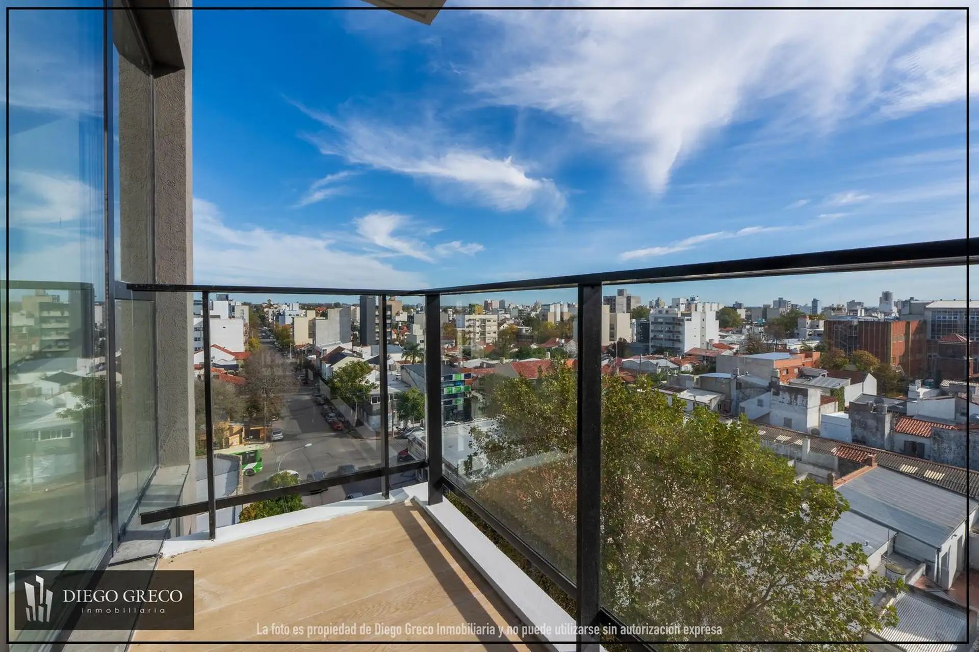 VENTA SEMIPISO 3 AMBIENTES CON COCHERA Y BAULERA A ESTRENAR- CHAUVIN