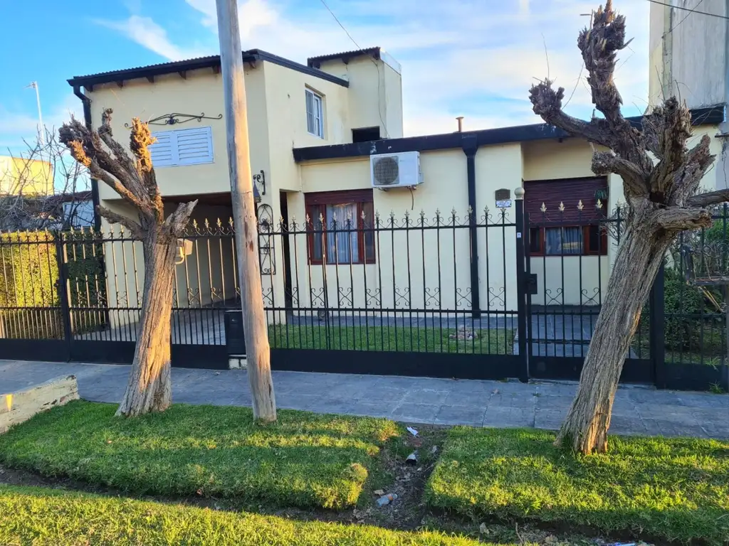 CASA EN VENTA LOS CARDALES