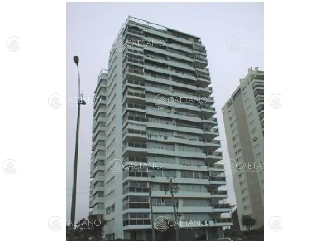 Apartamento en Mansa, 3 dormitorios *