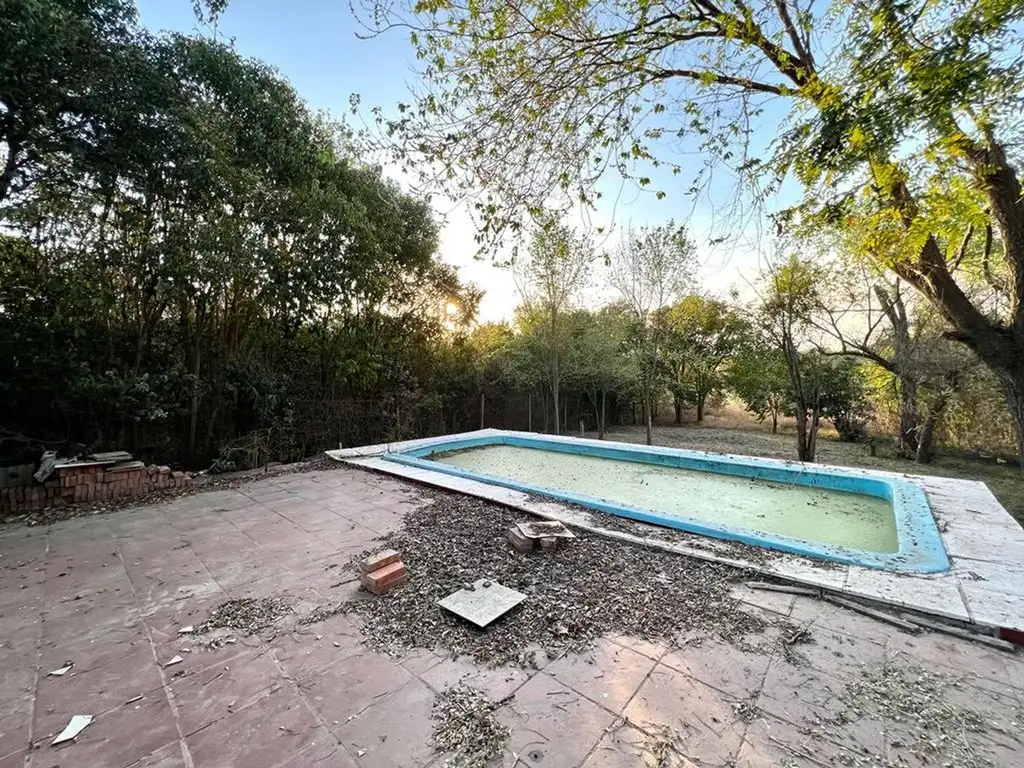 VENTA/PERMUTA  CASA C/GRAN TERRENO RIO CARCARAÑA