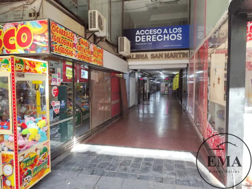 Local comercial en venta ubicado en Centro