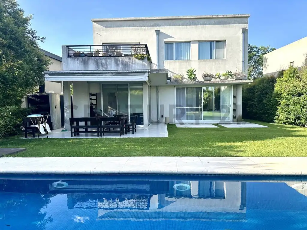 VENTA CASA LOTE INTERNO LOS LAGOS