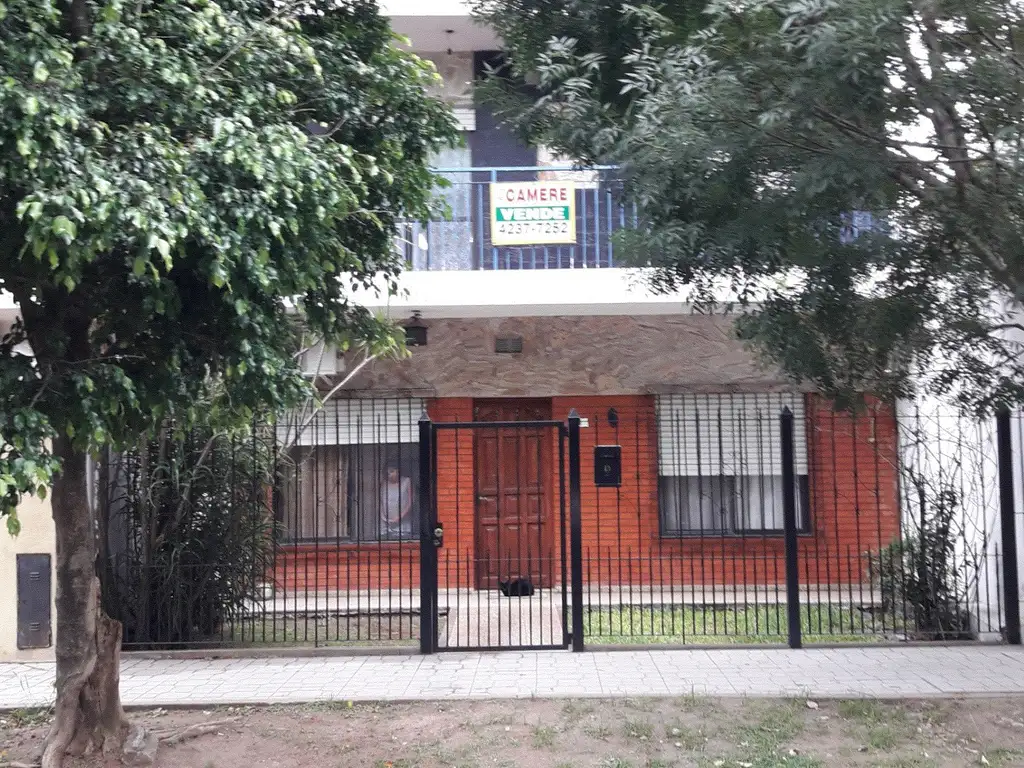 DEPARTAMENTO TIPO CASA EN PLANTA ALTA, BERAZATEGUI