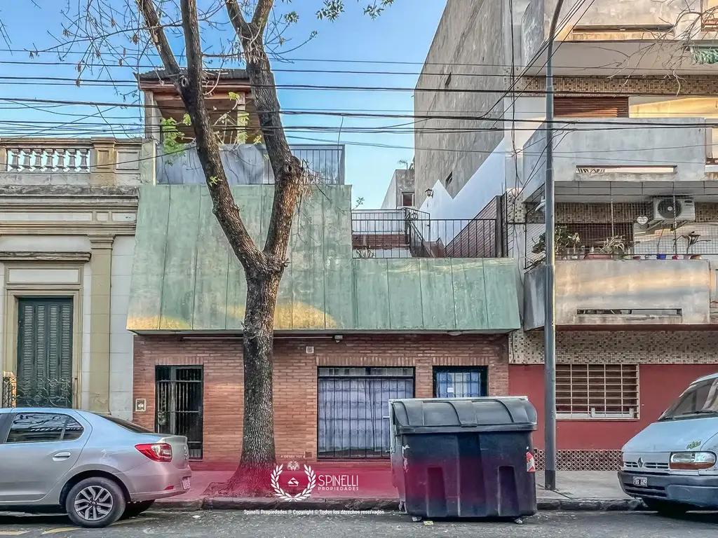 Venta terreno Corredor Medio 126M² en Boedo Almagro con 1230M² vendibles