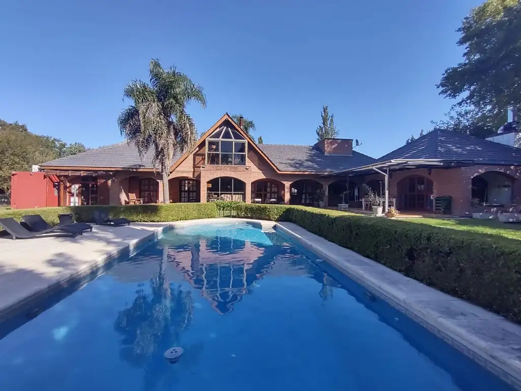 CASA EN ALQUILER EN PILAR DEL LAGO