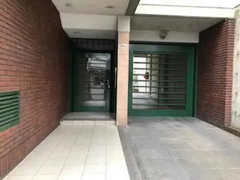 EXCEL 2 AMBIENTES FRENTE BALCON COCINA COMEDOR LAVADERO PLACAR 45 MTS S/ AV RIVADAVIA LA MEJOR UBIC. - Foto 0