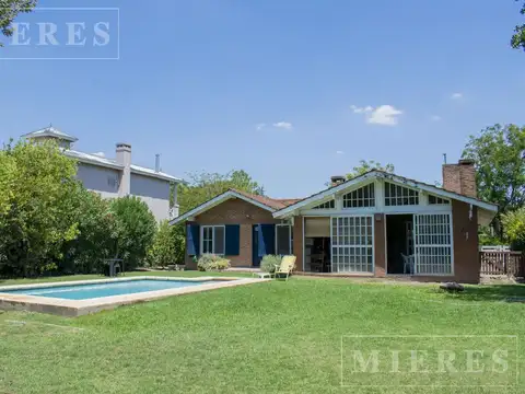 Casa en venta estilo clásico en Club de Campo Pueyrredón - Foto 0
