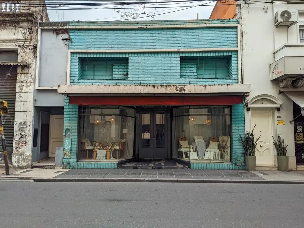 Local Comercial con Gran Potencial en Microcentro