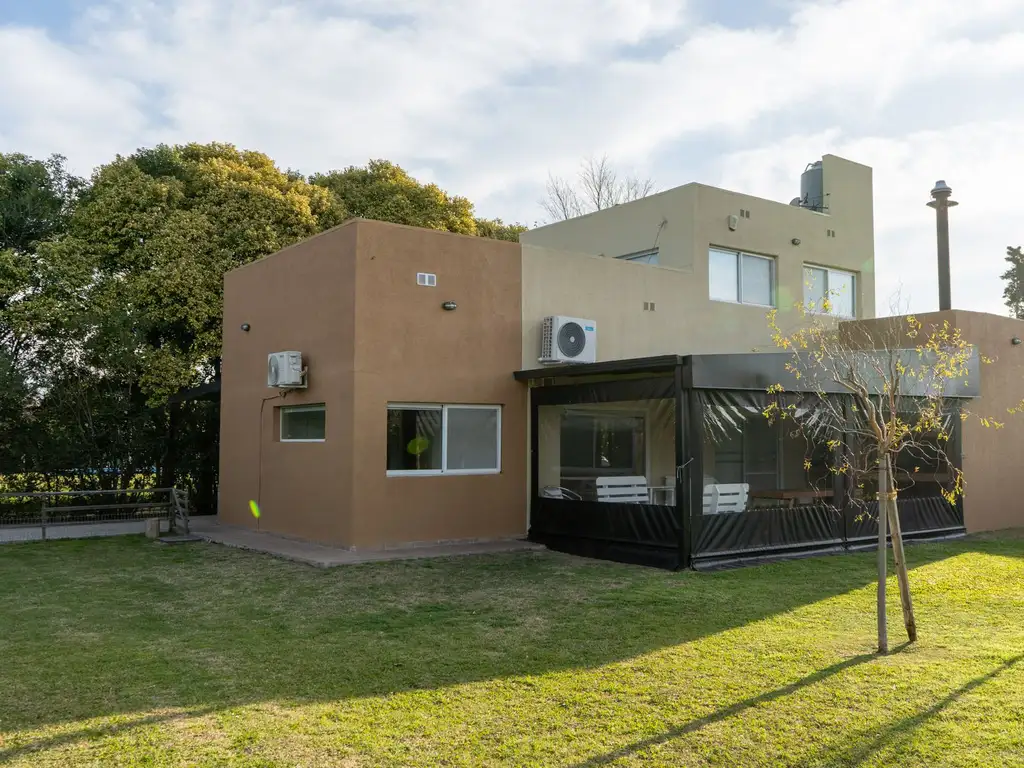 VENTA DE 2 CASAS QUINTAS SAN NICOLAS CUME HUE