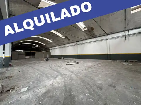 DEPOSITO EN INMEJORABLE UBICACION SOBRE PANAMERICANA OLIVOS