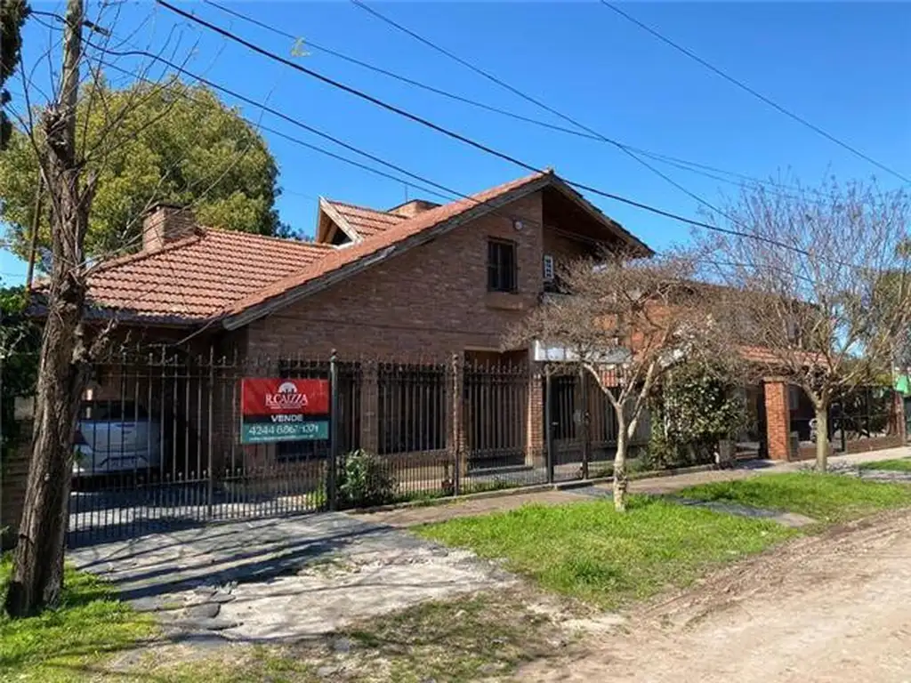 CASAS - CASA - LUIS GUILLÓN, GRAN BS. AS. SUR