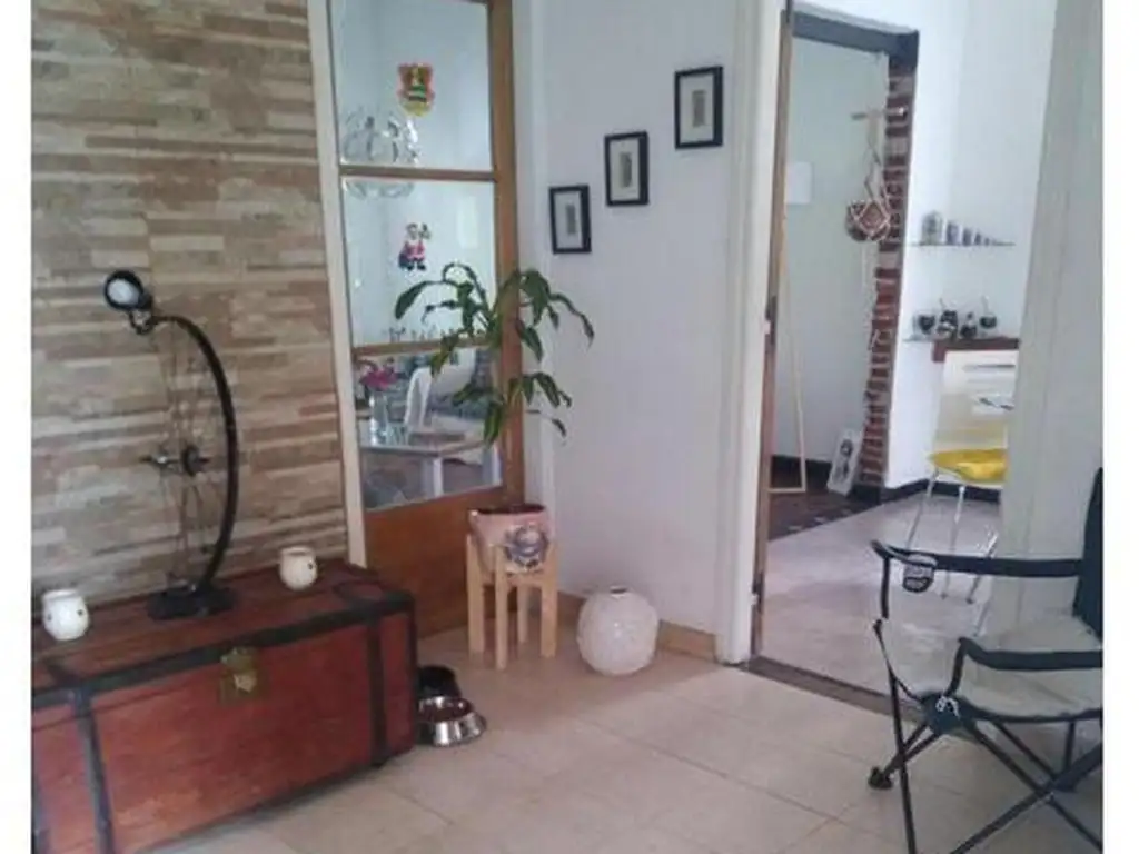 Venta casa dos dormitorios - Alberdi, Rosario