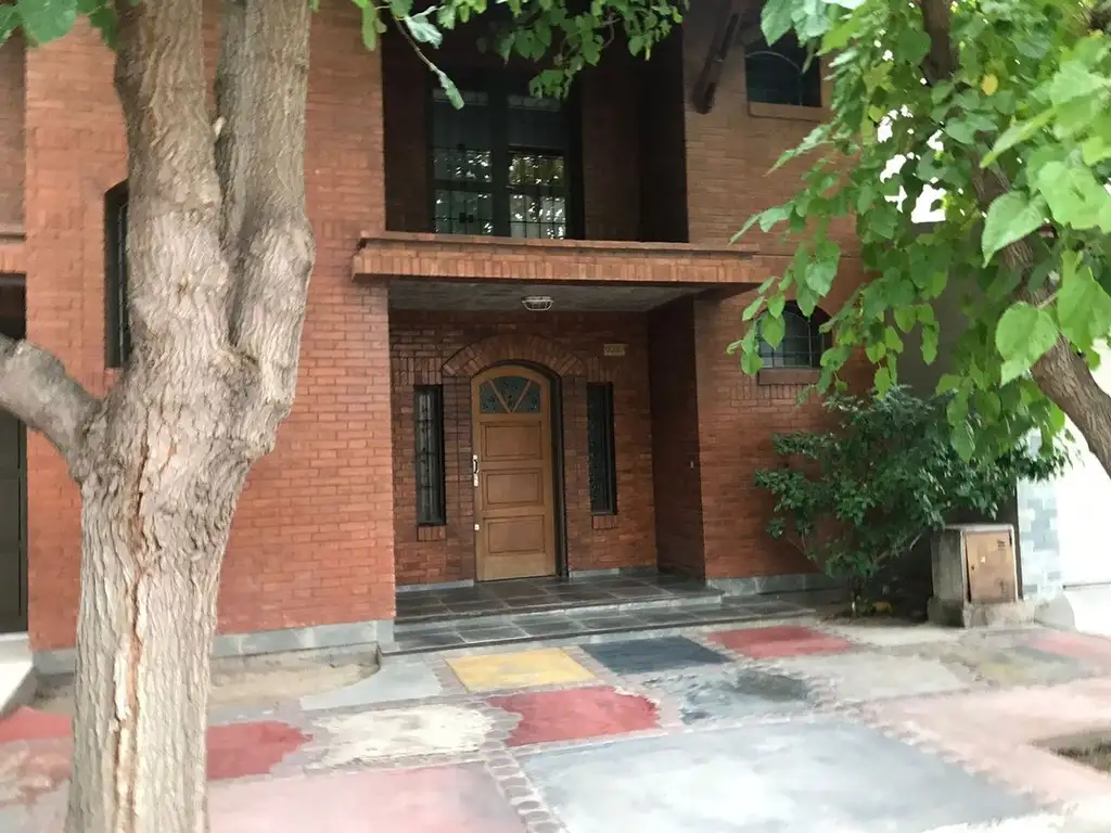 Casa Venta, Bº Jardin de Estrada, Dorrego, Mendoza