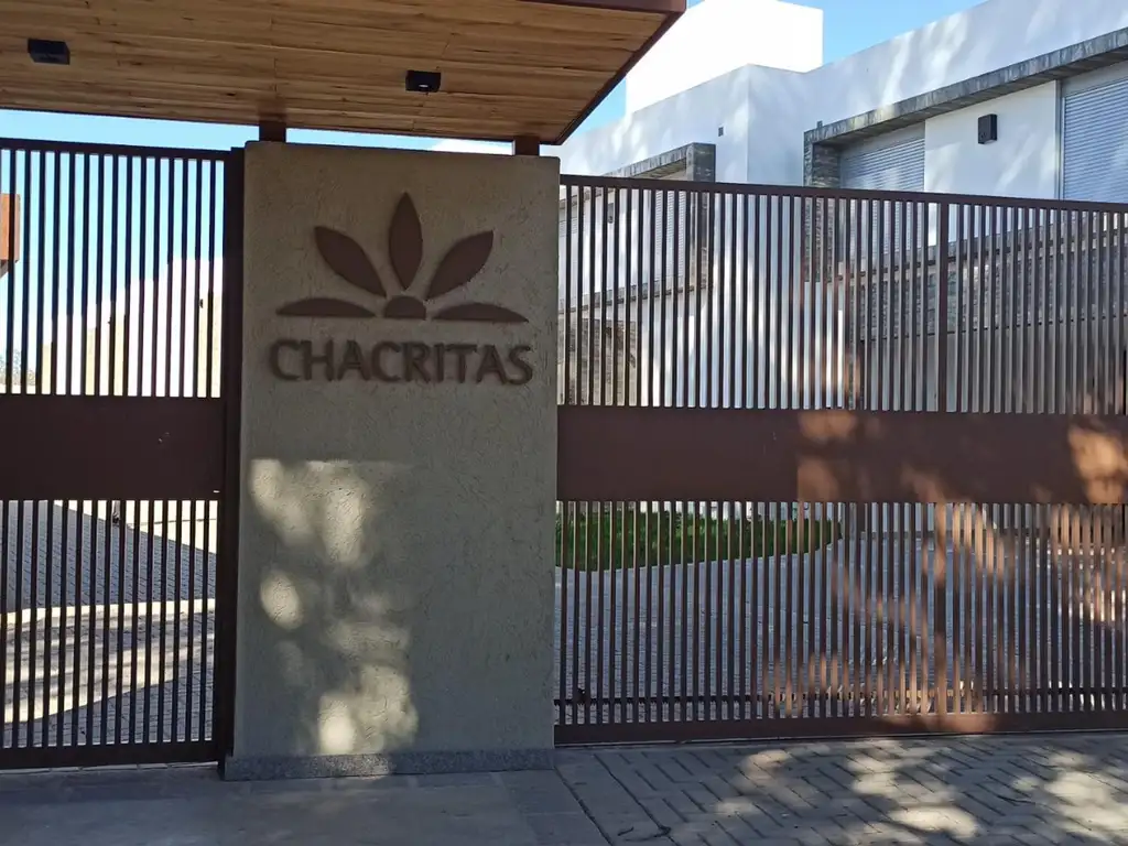 CHACRITAS - Housing - Dúplex 3 Dorm. - Zona Sur