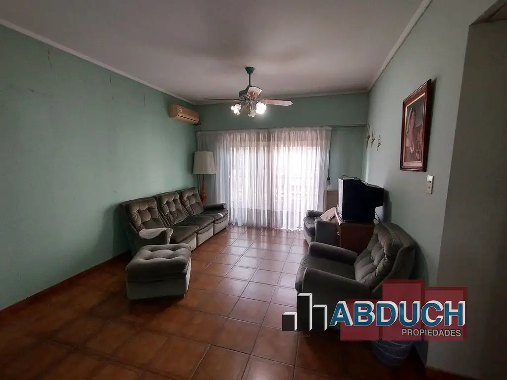 VENTA DEPARTAMENTO 3 AMBIENTES  CON COCHERA