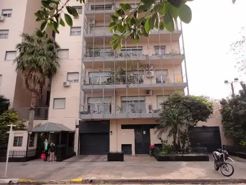 Departamento 4 ambientes al frente vista panorámica al ciudad y al parque saavedra de fondo. - Foto 0