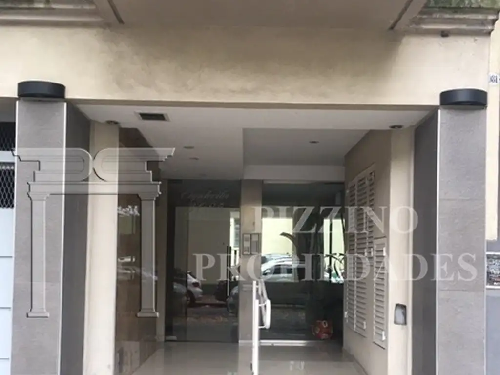 Departamento 2 ambientes en venta. Excelente ubicación