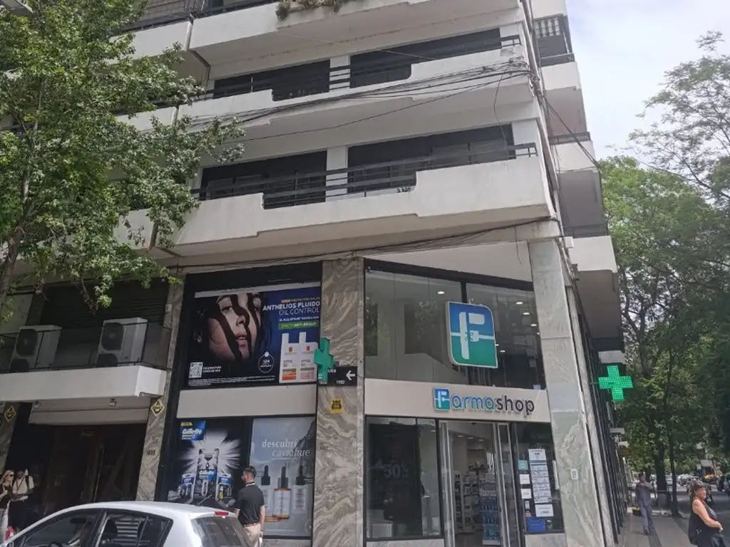 CORDOBA ESQ. DORREGO: ALQUILO EXCELENTE SEMIPISO 2 DORMITORIOS CON COCHERA