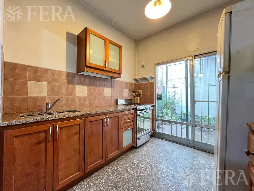 Venta de PH 3 ambientes con patio en Quilmes