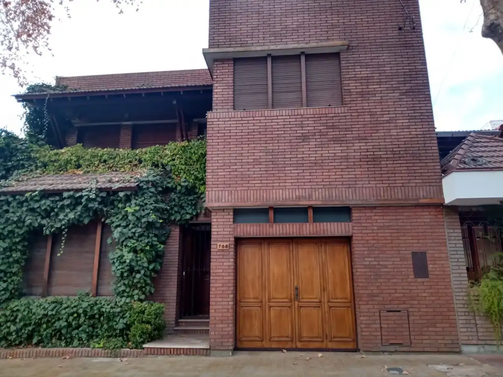 Casa - Venta - Argentina, Mendoza - RUFINO ORTEGA 700