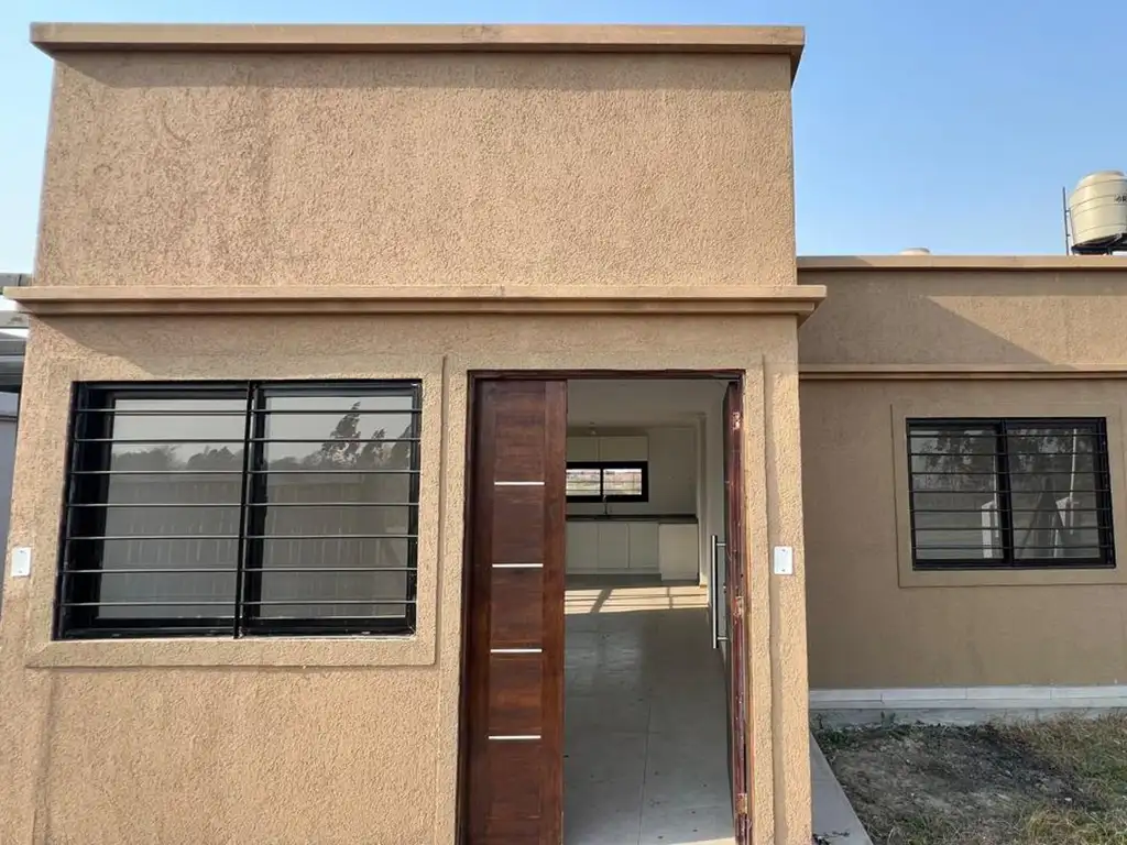 Venta casa 3 dormis a estrenar -Ibarlucea-crédito