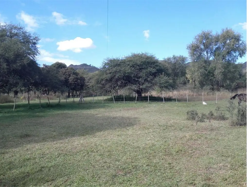 Hermoso Lote en Villa Gral Belgrano - B° LA GLORIA - DUEÑO VENDE .SIN HONORARIOS DE VENTA