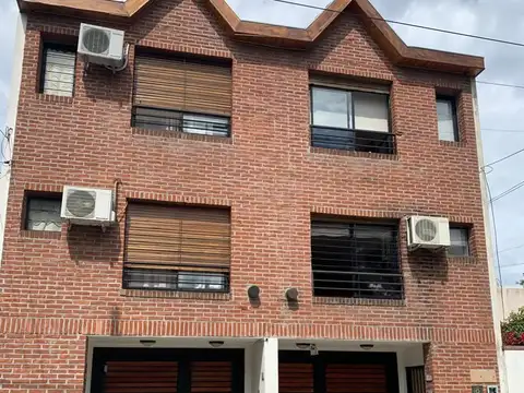 Venta|Hermoso PH 3amb en dúplex, 1º piso p/escalera|Saavedra