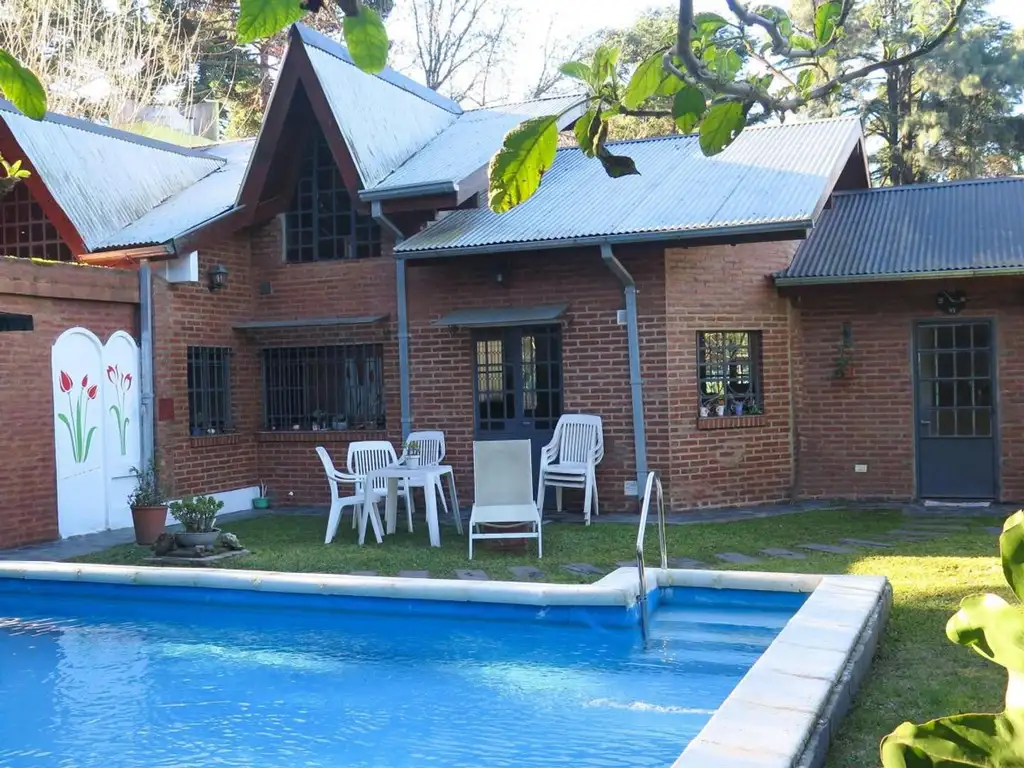 Villa Udaondo - Chalet estilo campo en venta - 3/4 dormitori