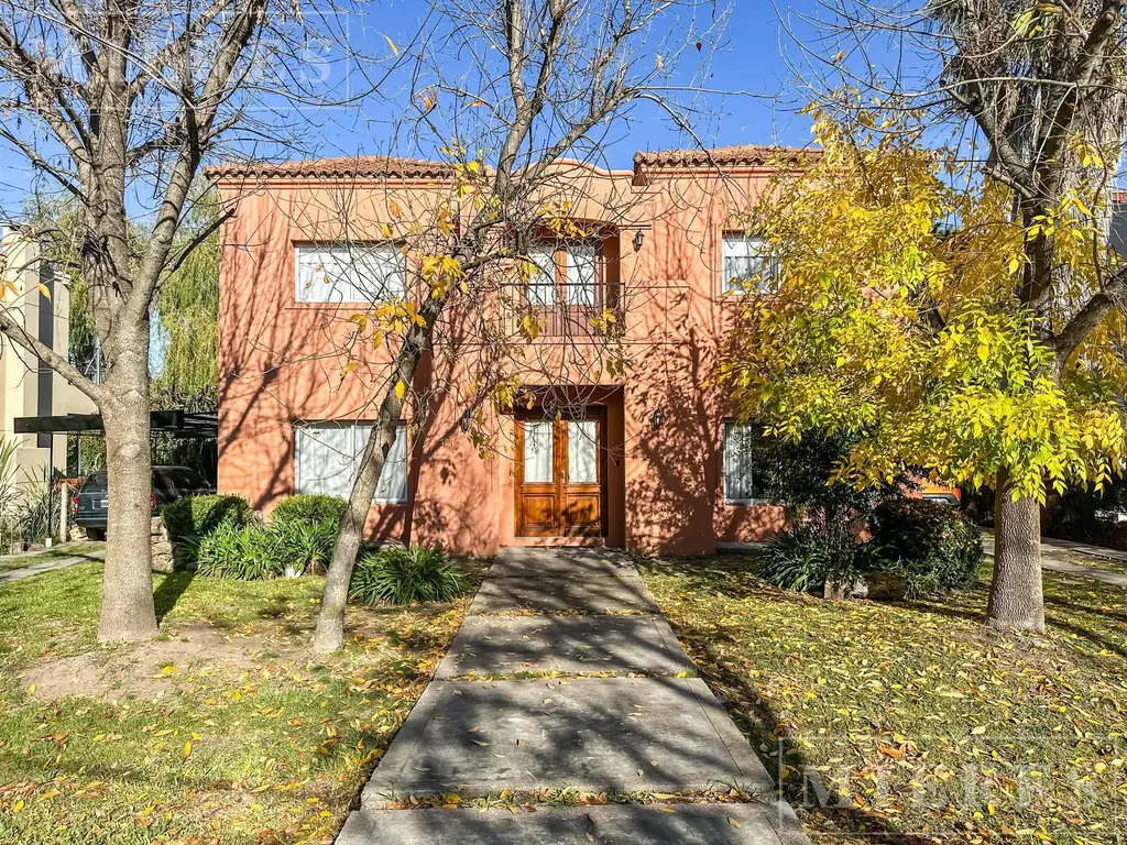 Muy linda casa en venta en Campo Grande