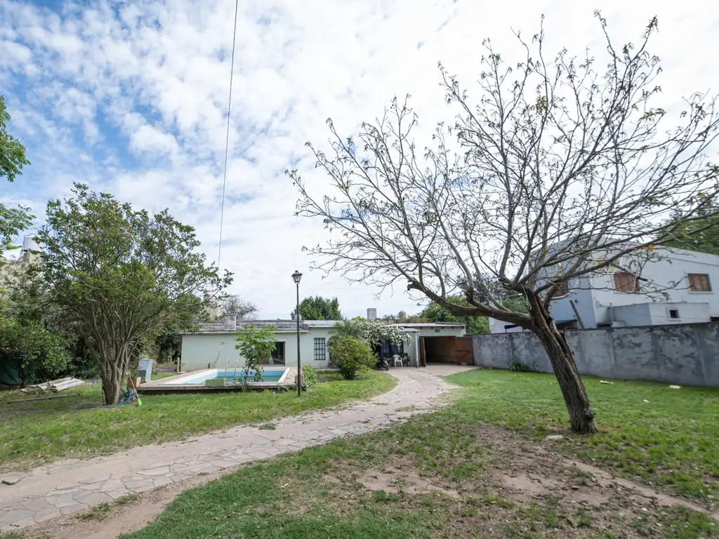 Casa quinta con excelente terreno