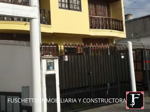 Casa en venta en Av Velez Sarsfield 1100 - Ciudad Madero - Adinco