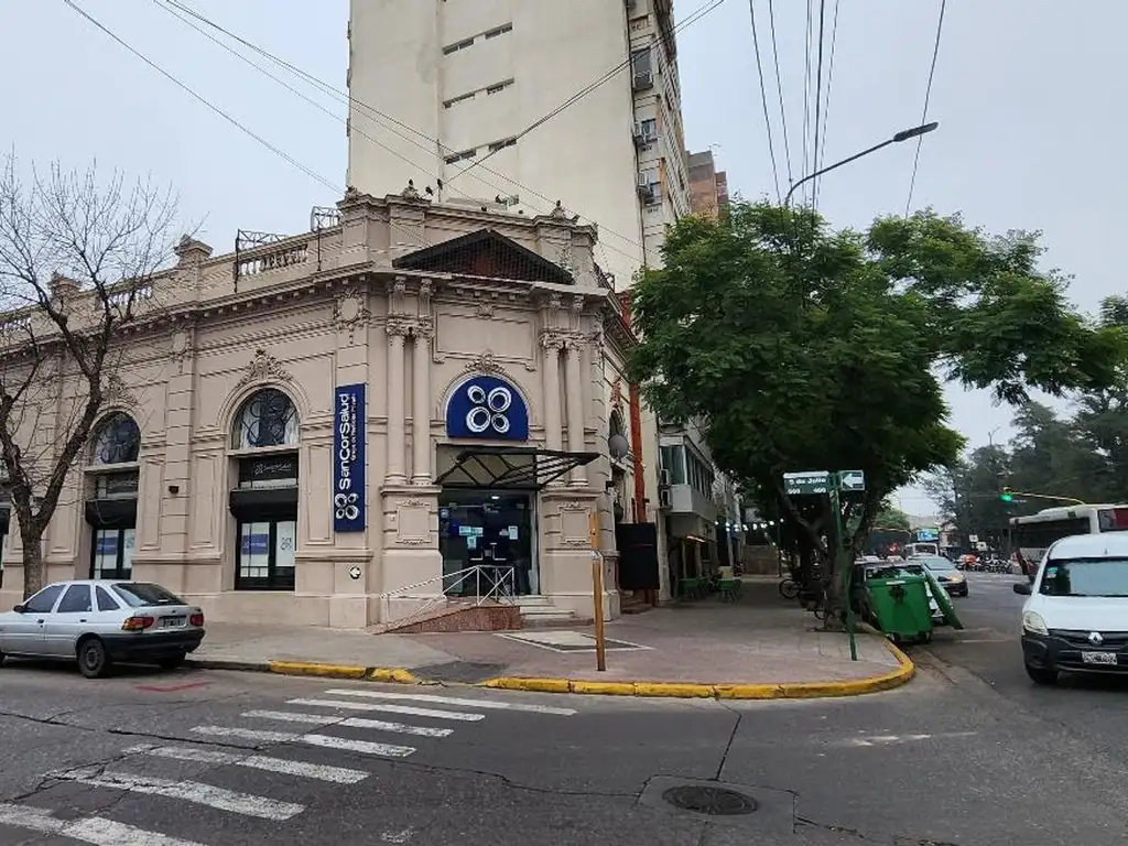 SE VENDE LOCAL EN PERGAMINO SOBRE AVENIDA DE MAYO