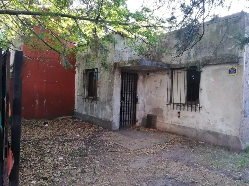 VENTA - CASA AMERICANA A REFACCIONAR - MORON SUR