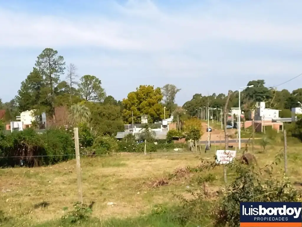 Terreno en José Salud y Gobernador Cresto