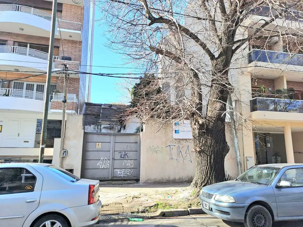 Terreno en Venta en La Plata [Cod: -2267]