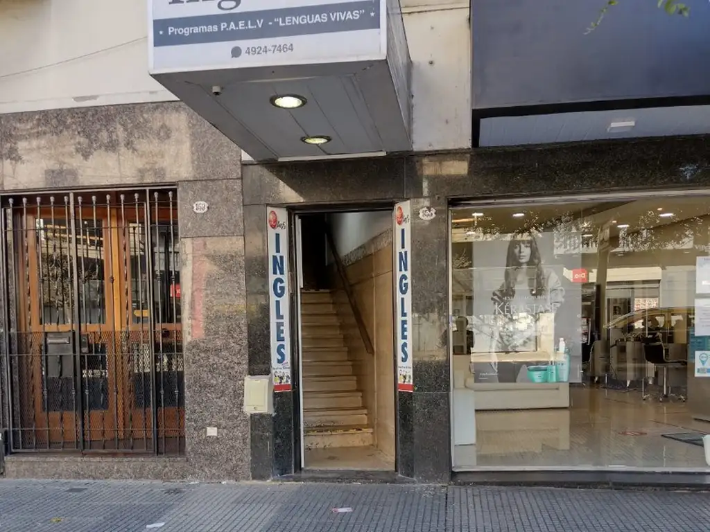 Venta de dos Institutos de Ingles